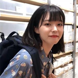 二次元掀裙子打屁屁到红的游戏
